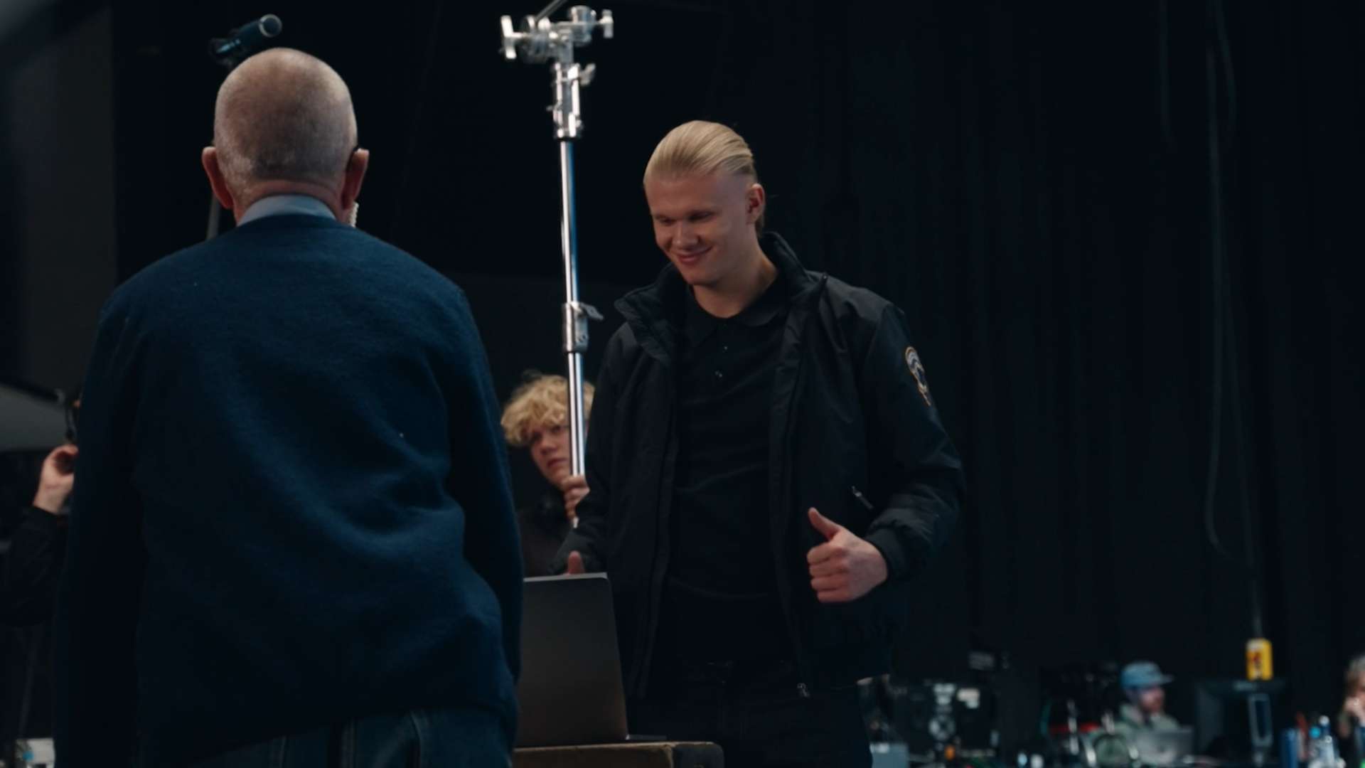 般的倒三角 般的倒三角